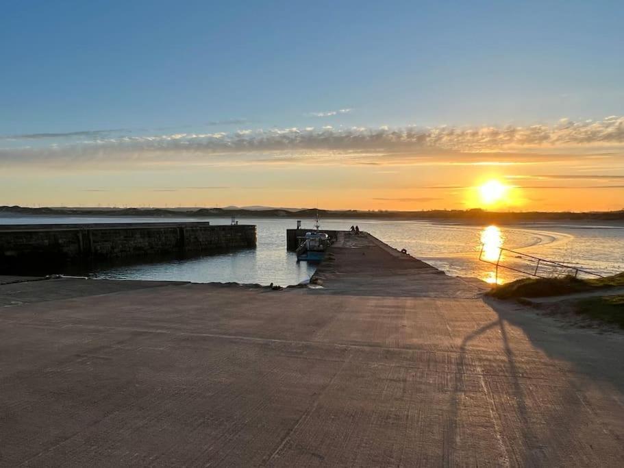 Rockview Beadnell - Perfect Family Retreat Villa Luaran gambar